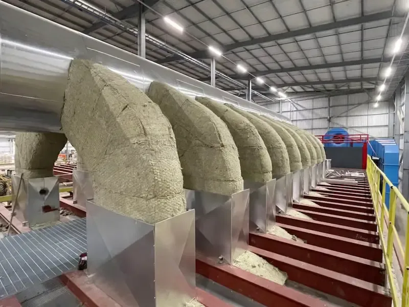 Rock wool insulation for industrial duct elbows